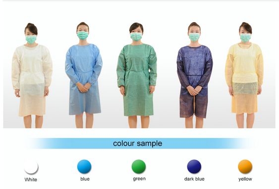Combinaisons protectrices jetables bleues avec le stockage sec et aéré d'entrepôt