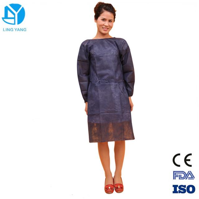 Hautes robes médicales jetables protectrices avec la taille de S-5XL et le bracelet élastique