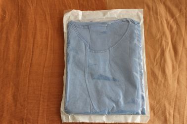 Comfortable Disposable Patient Surgical Gowns Adjustable Environmentally Friendly